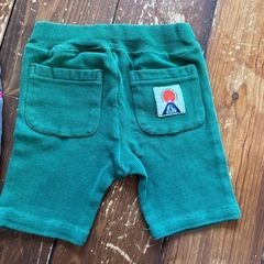 ブランド物3枚セットサイズ95 ハーフパンツ　半ズボン　ショートパンツの画像