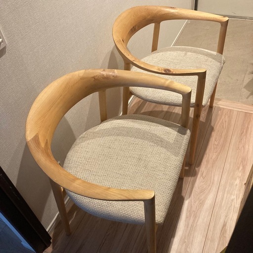 ダイニングチェア（リビングチェア）２脚