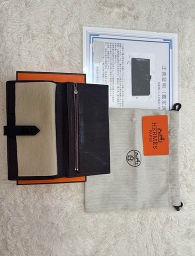 ☆HERMES クロコダイルレザー 二つ折り財布　レア☆