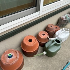 植木鉢　色々の画像