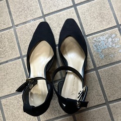 ヒール　パンプスの画像