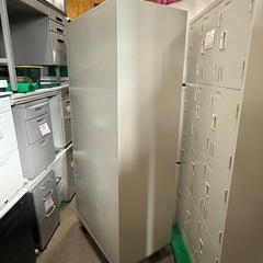 ４人用ロッカー　ＰＬＵＳ　LK-42S　在庫あり　中古の画像