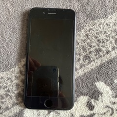 美品iPhone8