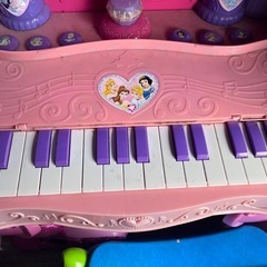 ディズニープリンセス キーボード ドレッサーの画像