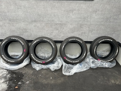 終了　
ハイエース　バリ溝　2023年製　トーヨータイヤH30 215/60R17C 109/107R ホワイトレター　サマータイヤ　4本
