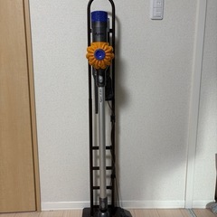 ダイソンV6 掃除機/スタンド付き