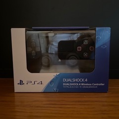 ps4コントローラー2個とps4コントローラー充電器の画像