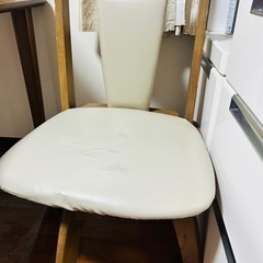 ダイニングテーブル　椅子付きの画像