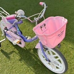 子供用　自転車　補助輪付きの画像