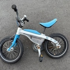 子供自転車。幼児