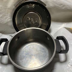 ティファール T-fal 🇫🇷 圧力鍋 クリプソヌーヴォー　 調理器具 家庭用圧力鍋 フランス製　の画像