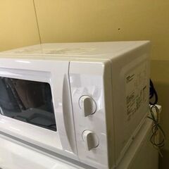 ヤマゼン YAMAZEN 電子レンジ ターンテーブルタイプ 17L 60Hz（西日本地域対応） YRB-207（W）6 2020年の画像