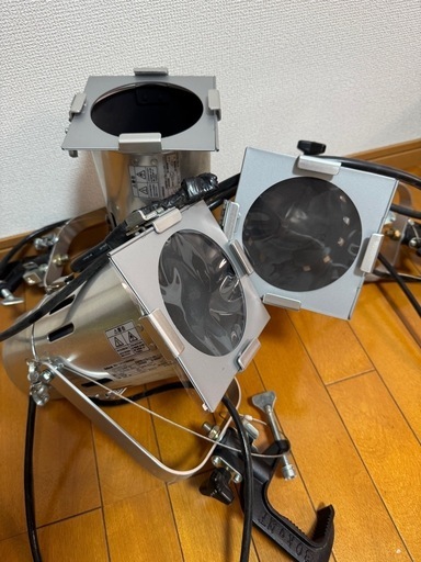 スタジオライト　舞台照明　スポットライト