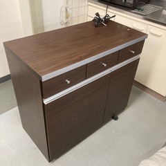 キッチンカップボード　中古品