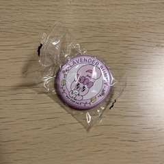 差し上げます　くら寿司　ラベンダーバニー缶バッジ