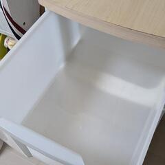 お取引中 4段 引き出し ラック キャスター付きの画像