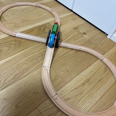 木　おもちゃ　電車おもちゃ