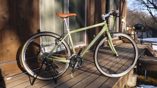 大人も着やすいシンプルファッション 限定色】GIANT ESCAPE R3 LlIMITEDモスグリーン (Naka) 甲斐小泉 自転車本体