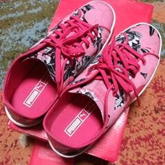 PUMAスニーカー23.5センチわりと美品