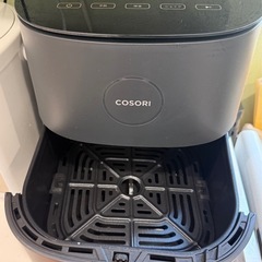 COSORI ノンフライヤー 4.7L 大容量 家庭用 電気 エアフライヤー 最高温230℃の画像