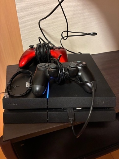 ps4本体　コントローラー2台付き