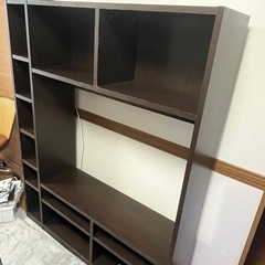 テレビボードの画像