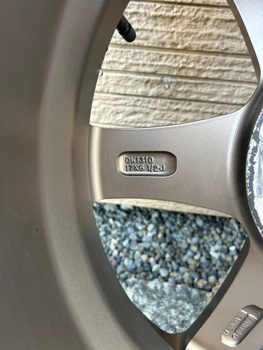 ハイエース 200系 
ENKEI S.A.M CARGO 17インチ