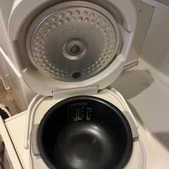 炊飯器【板橋本町に取りに来れる方】の画像