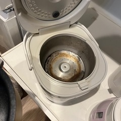 炊飯器【板橋本町に取りに来れる方】の画像