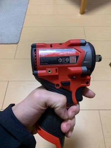 Milwaukee M12 FIW2F12インパクトドライバー+バッテリー1個
