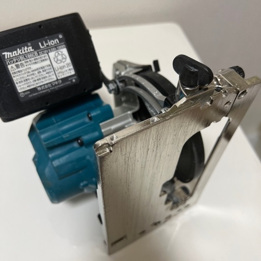 【中古】マキタ (Makita) 125ミリ充電式マルノコ 18V6Ah HS474D 純正バッテリー(中古)1個付