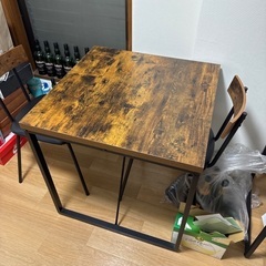 ニトリの2人掛けダイニングテーブルセット