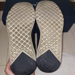 ネイビー レザー スニーカー コールハーン COLE HAANの画像