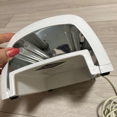 UVライト、ネイルの画像