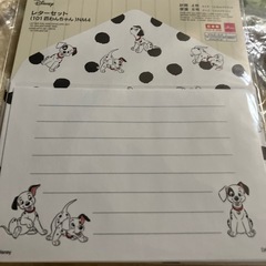 レターセットとペンの画像