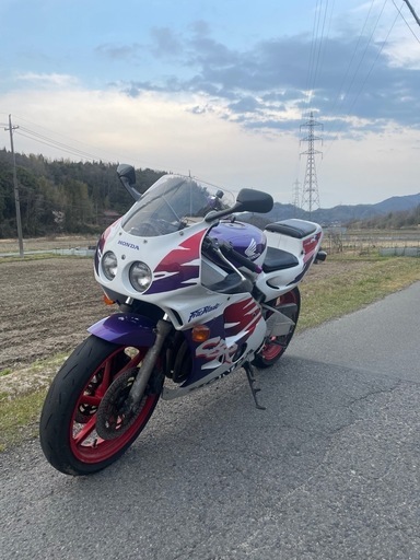 ホンダ CBR250RR MC22