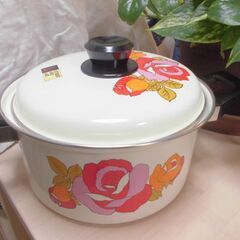 お話し中★新品未使用★昭和レトロ　ホーロー製両手鍋（コトブキ）