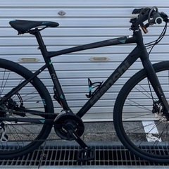 ビアンキcスポーツ
2 2022年　マットブラック　クロスバイク　美品