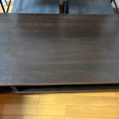 ダイニングローテーブルの画像