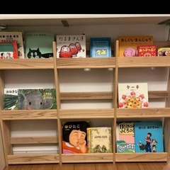 カウンター下設置型の本棚ですの画像