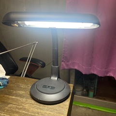 スワン電機　蛍光灯卓上スタンド　DS－555 一ヶ月保障付き　【...