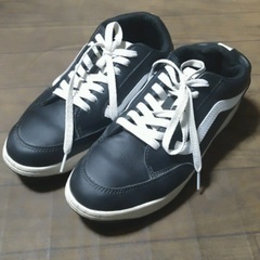 VANS🔴スニーカー25センチ