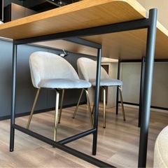 【さいたま市内お届け対応可】モデルルーム　ダイニングテーブルの画像