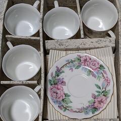 美品♥️ティーカップ5点セットの画像
