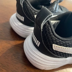 PUMAベビーシューズ13cmの画像