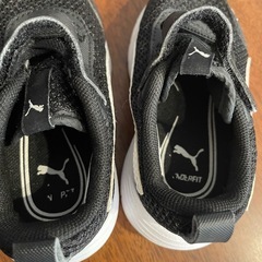 PUMAベビーシューズ13cmの画像