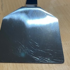 象印の大きなフライ返し 細かいギズありの画像