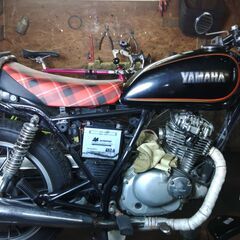 スズキGN１２５　YAMAHA　SR風カスタム 送料込み　札幌市発