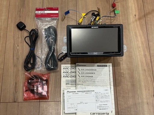 カロッツェリア　最高峰サイバーナビ AVIC-ZH0009 画面傷無し