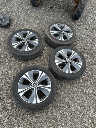 タイヤ、ホイール 215/55R17